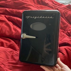 Mini fridge